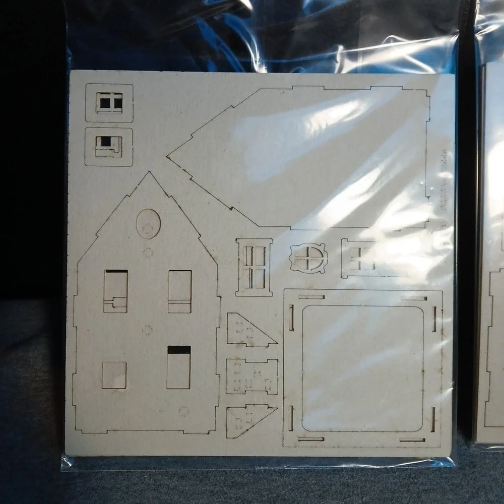 Snipart Laser Cut Design Wood Chip Board Buildings‎ 4 New Packages & Extra Parts